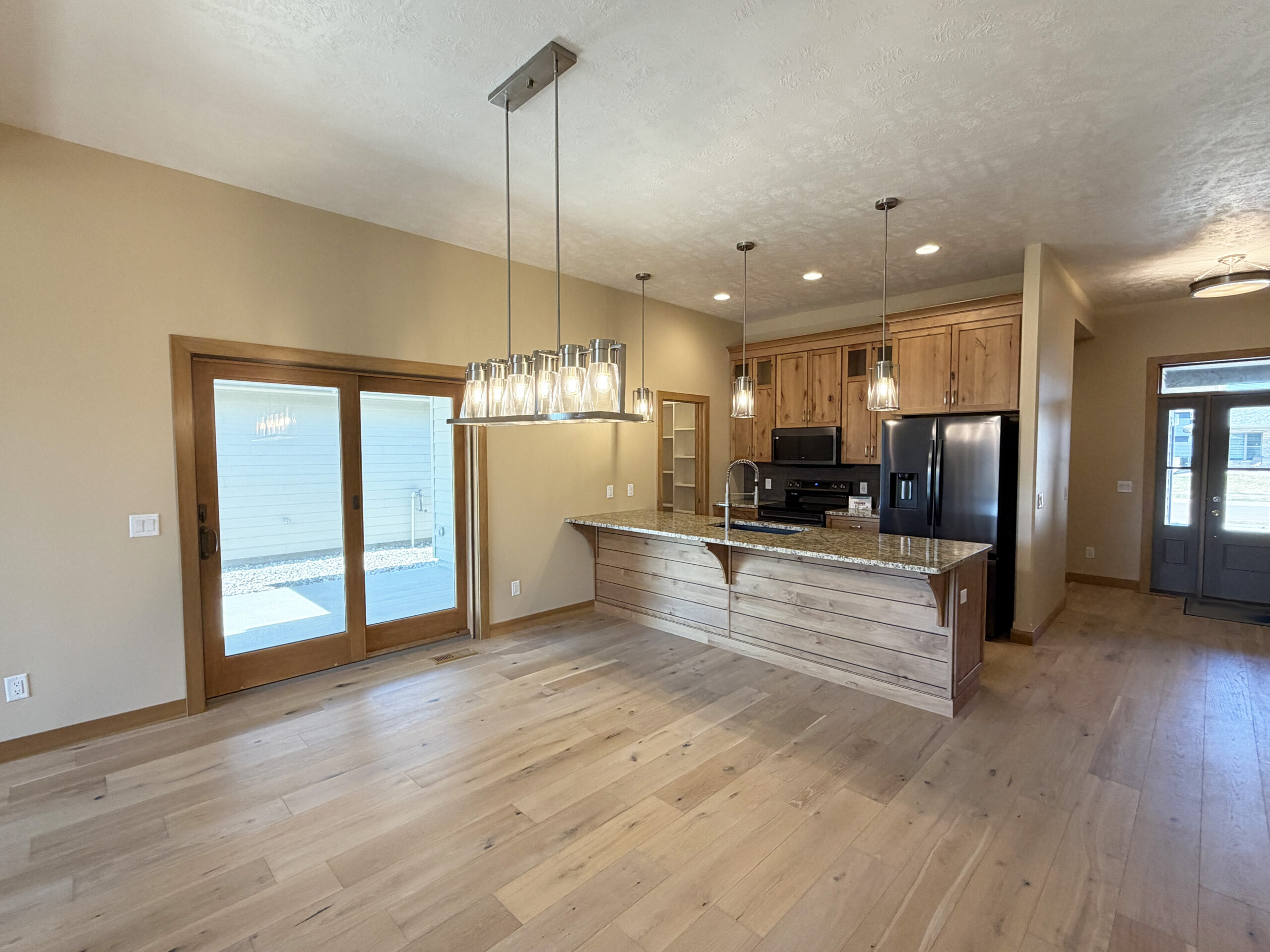 7101 E. Copper Stone Cir