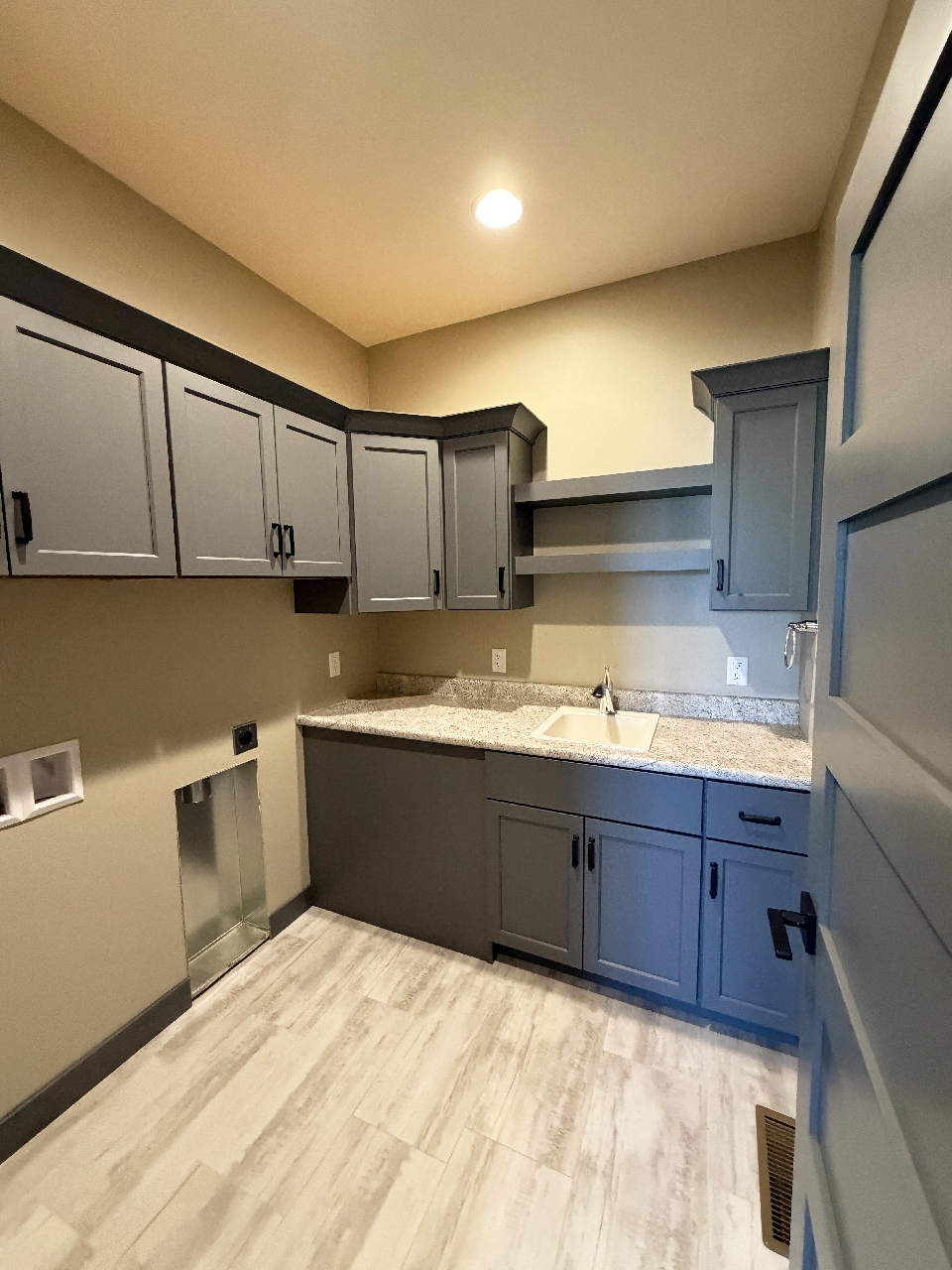 7013 E. Copper Stone Cir