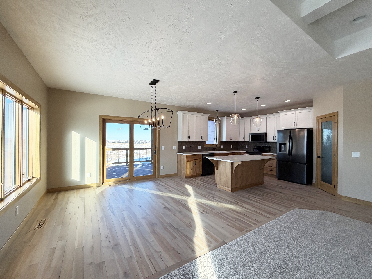 2805 S. Dunraven Ave